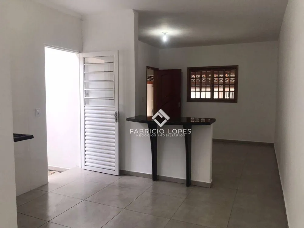 Casa, 3 quartos, 90 m² - Foto 1