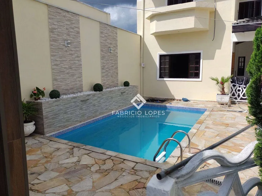 Casa, 3 quartos, 160 m² - Foto 1
