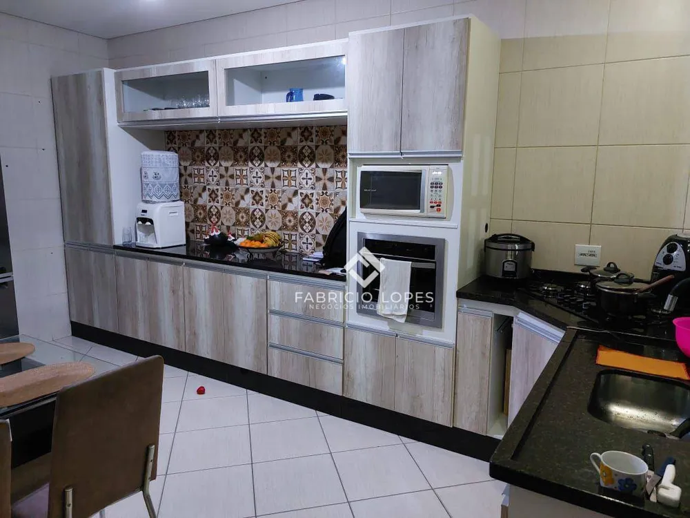 Casa, 3 quartos, 160 m² - Foto 2