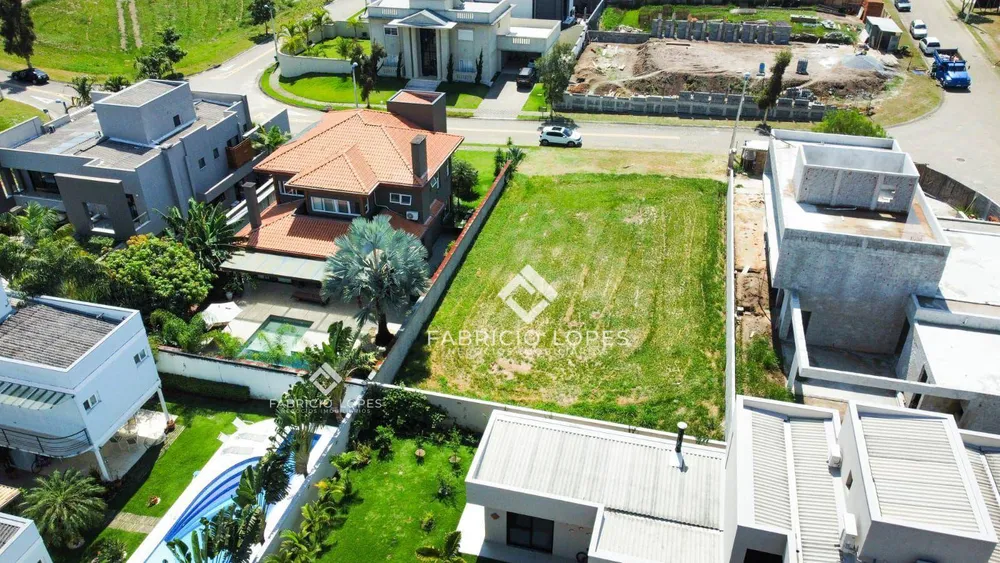 Loteamento e Condomínio, 700 m² - Foto 1