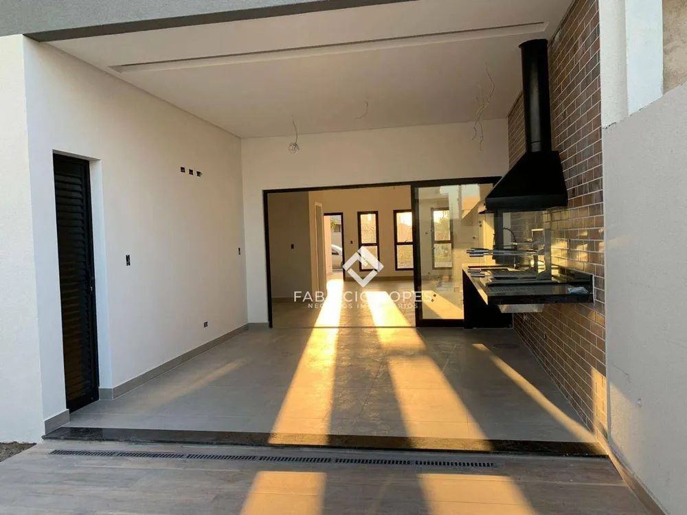 Casa, 3 quartos, 195 m² - Foto 1