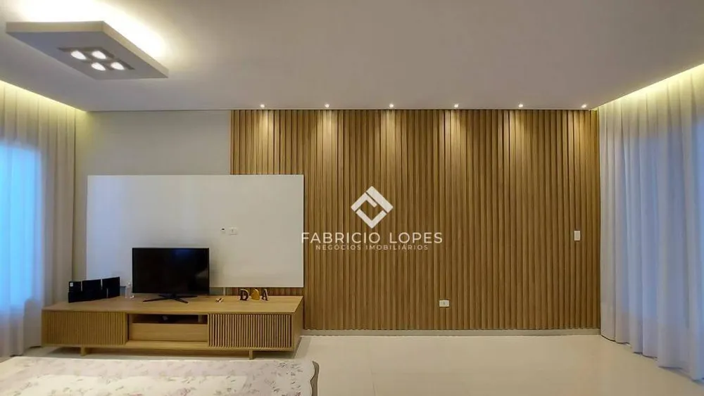Casa, 4 quartos, 230 m² - Foto 1