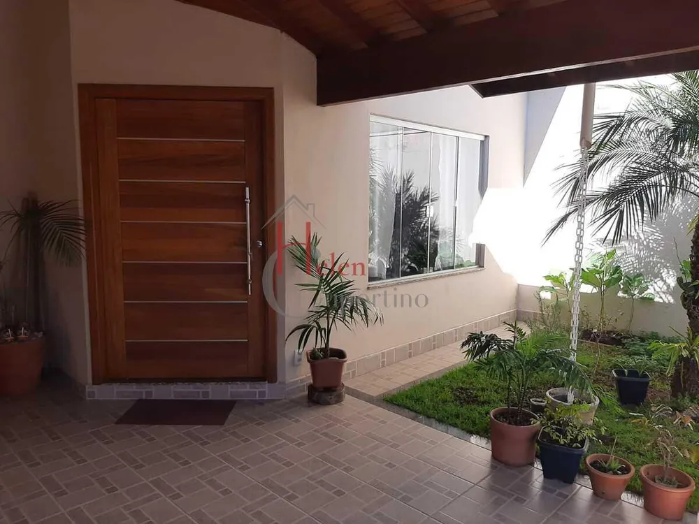 Casa, 3 quartos, 170 m² - Foto 2