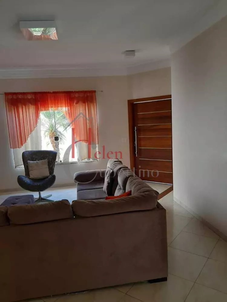 Casa, 3 quartos, 170 m² - Foto 2