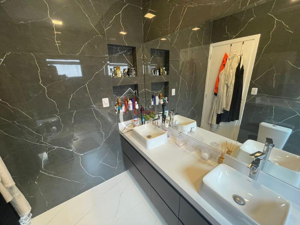 Casa à venda com 3 quartos, 250m² - Foto 6