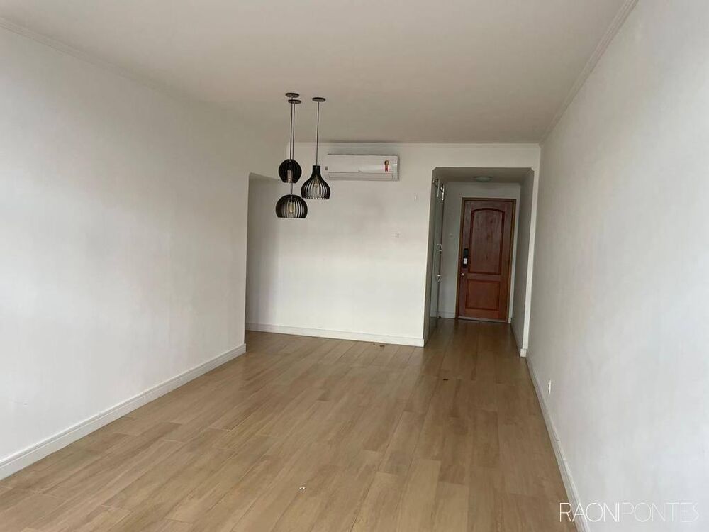 Apartamento à venda com 3 quartos, 140m² - Foto 1