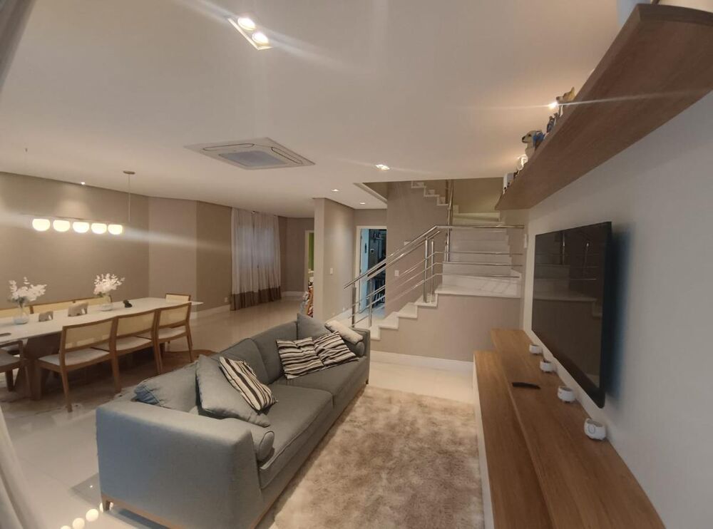 Casa de Condomínio para alugar com 5 quartos, 500m² - Foto 3