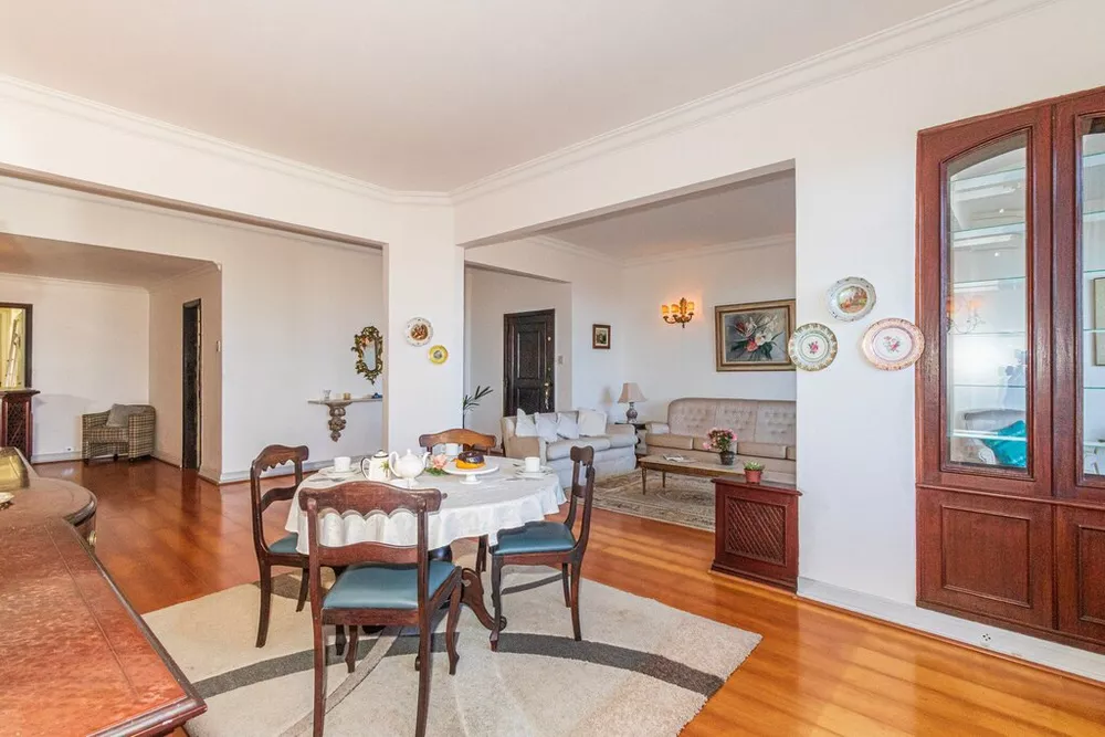 Apartamento, 3 quartos, 192 m² - Foto 2