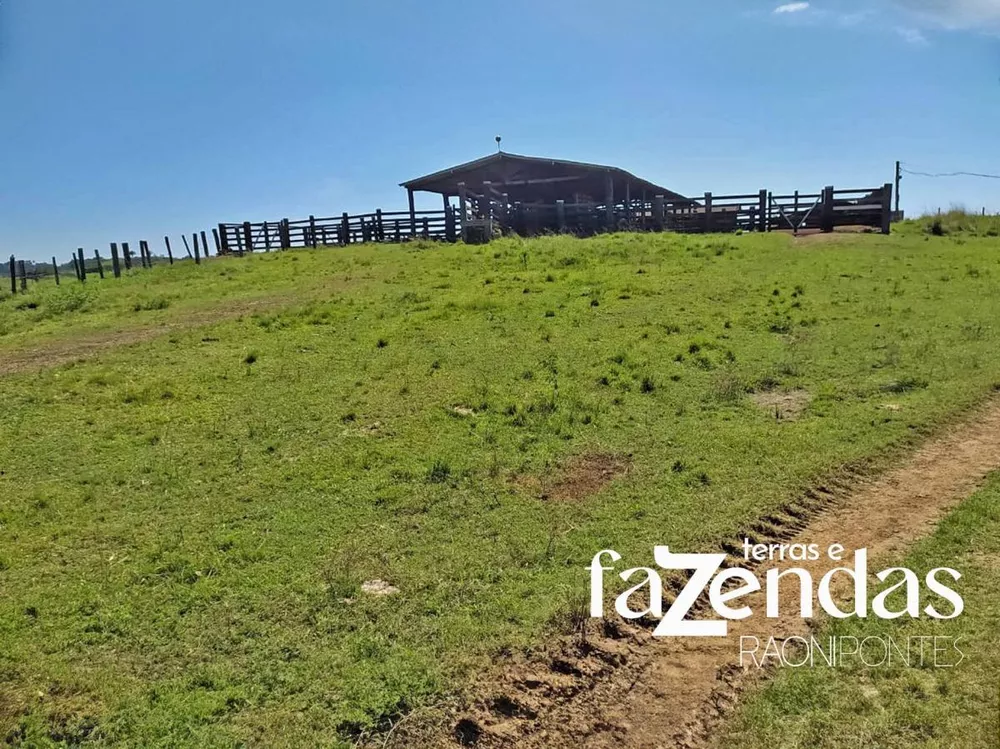 Fazenda à venda com 30 quartos, 32040000m² - Foto 1