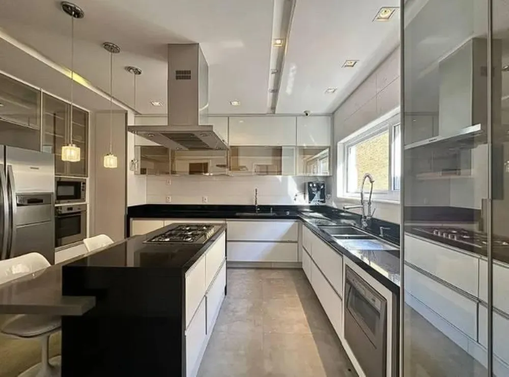 Casa, 6 quartos, 710 m² - Foto 1