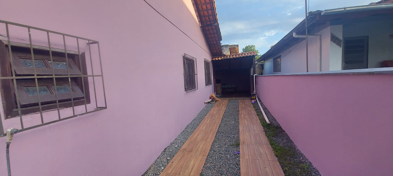 Casa à venda com 5 quartos, 140m² - Foto 9