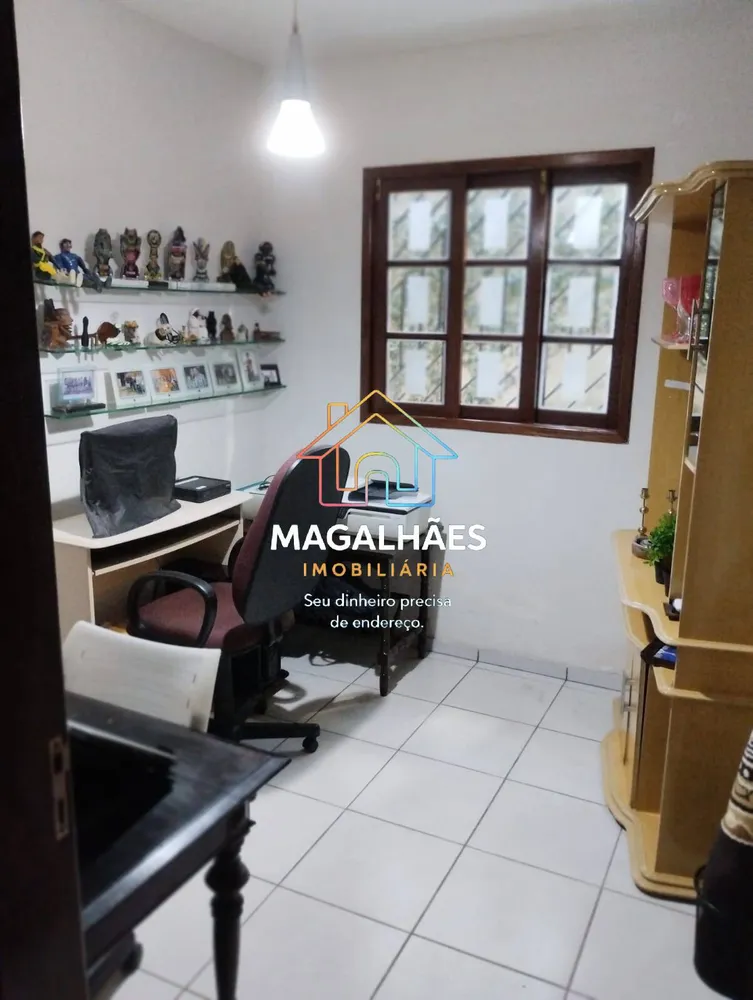 Casa, 4 quartos, 218 m² - Foto 3