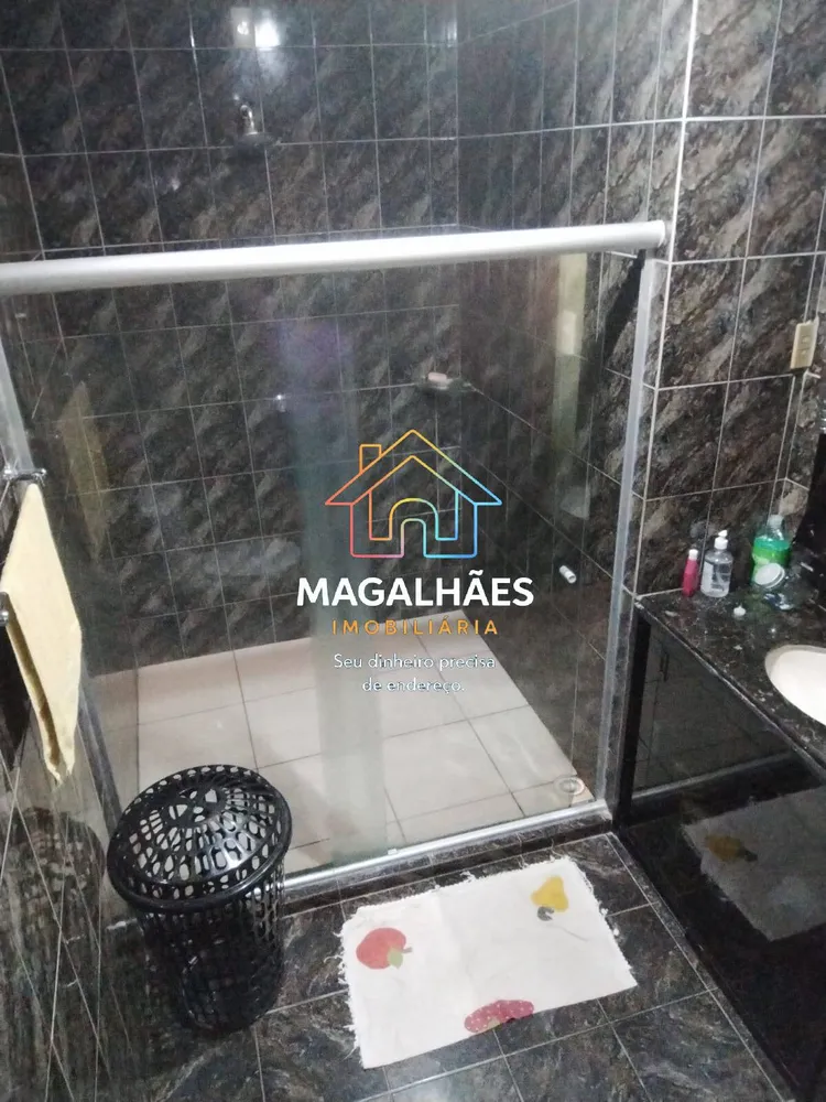Casa, 4 quartos, 218 m² - Foto 2