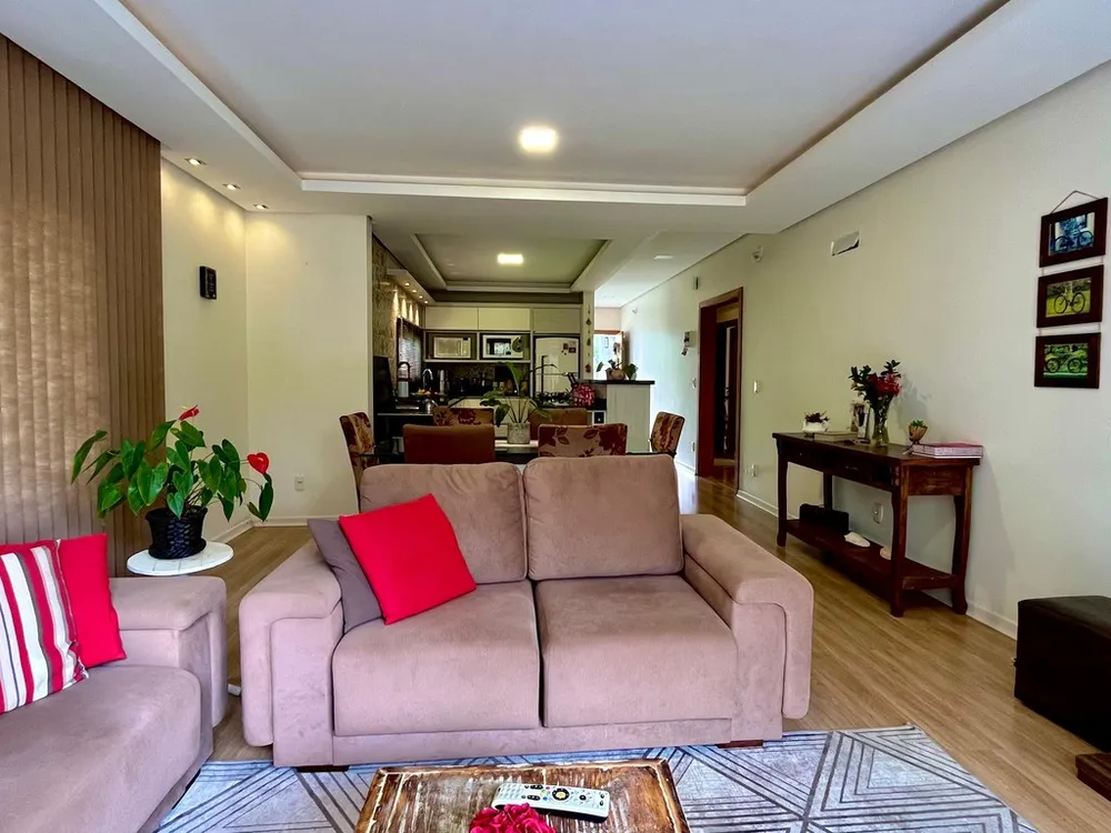 Casa, 3 quartos, 205 m² - Foto 4