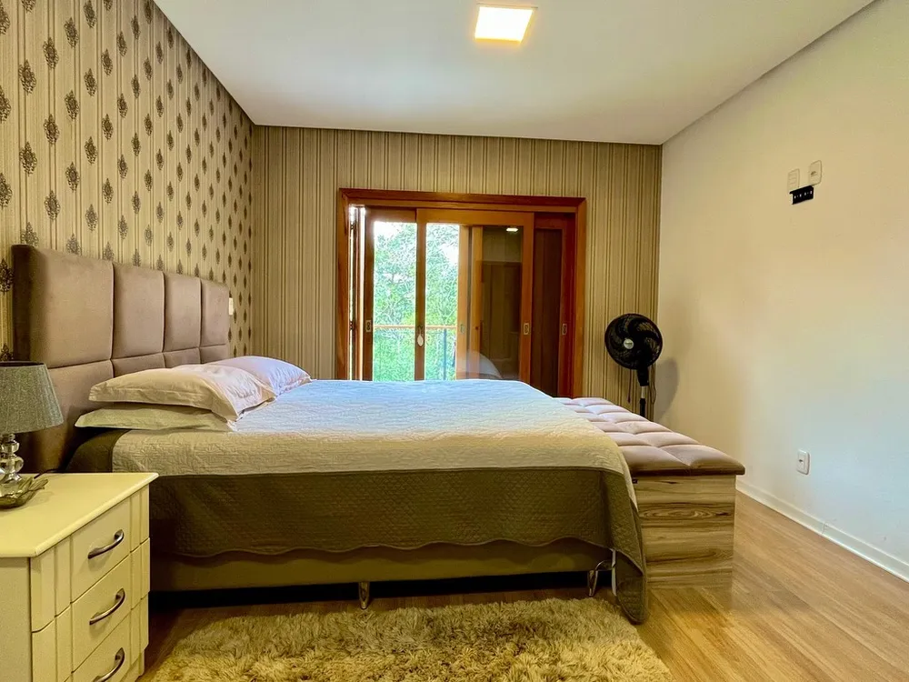 Casa, 3 quartos, 205 m² - Foto 15