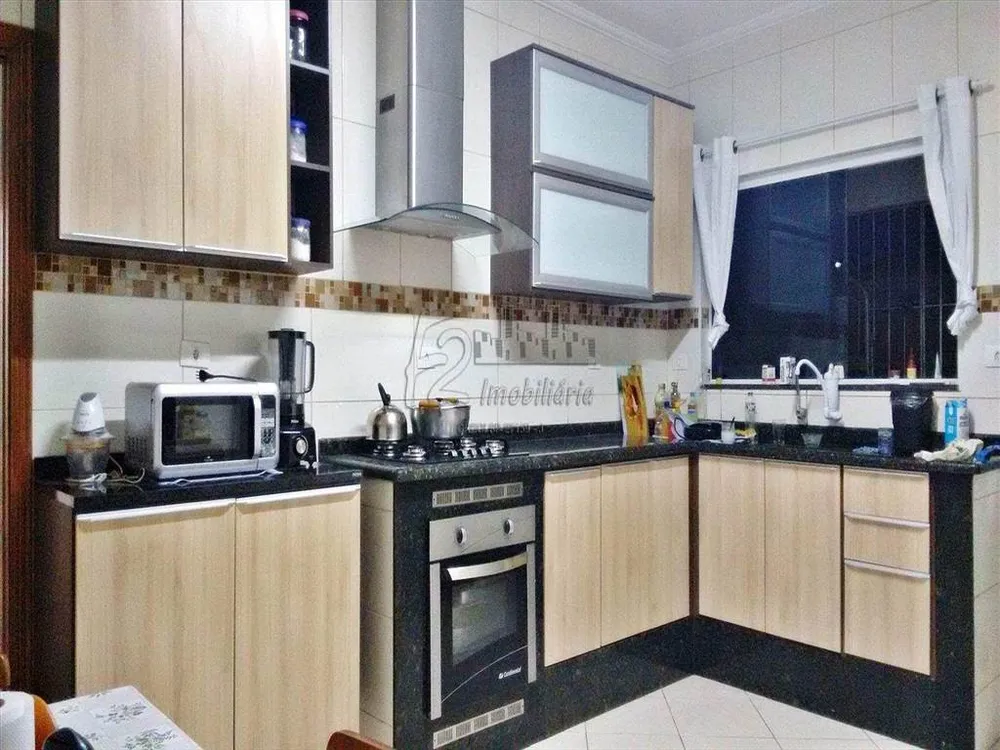Casa, 3 quartos, 247 m² - Foto 2