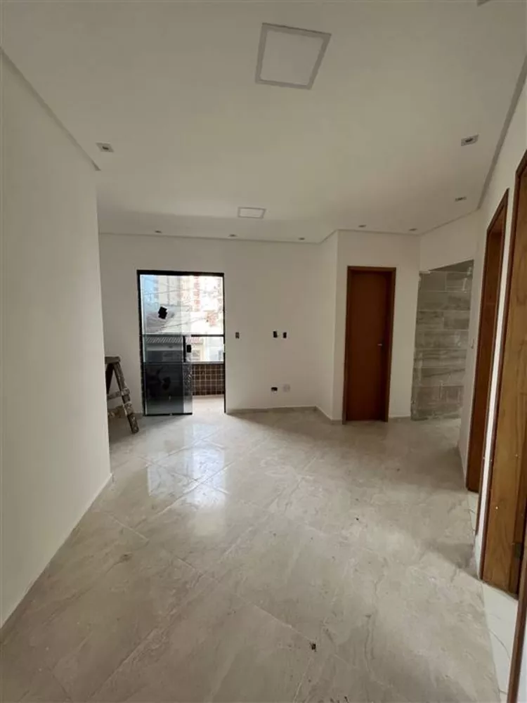 Casa à venda com 2 quartos, 63m² - Foto 1