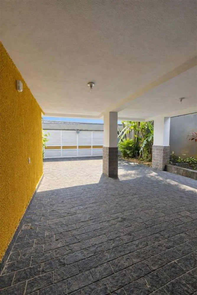 Casa, 3 quartos, 272 m² - Foto 1