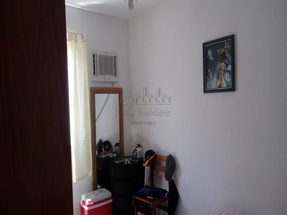 Casa à venda com 2 quartos, 78m² - Foto 2