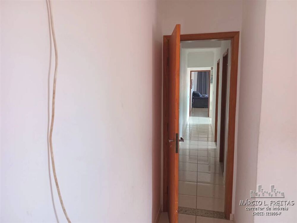 Casa à venda com 2 quartos - Foto 2