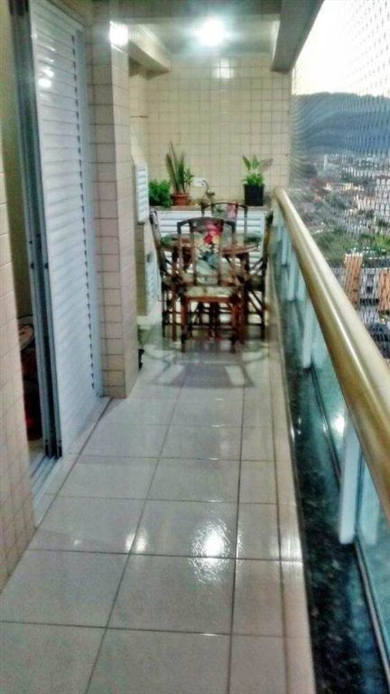 Apartamento à venda com 2 quartos, 75m² - Foto 2