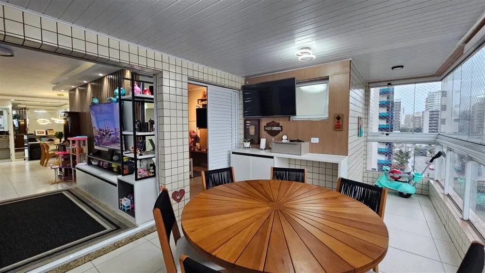 Apartamento, 3 quartos, 154 m² - Foto 2