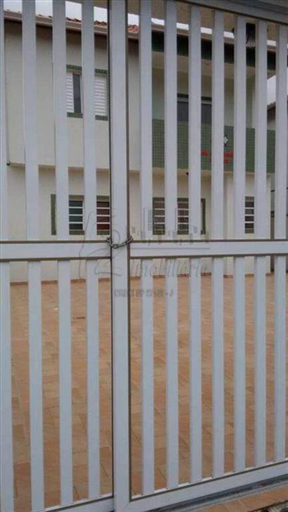 Casa de Condomínio à venda com 1 quarto, 45m² - Foto 2