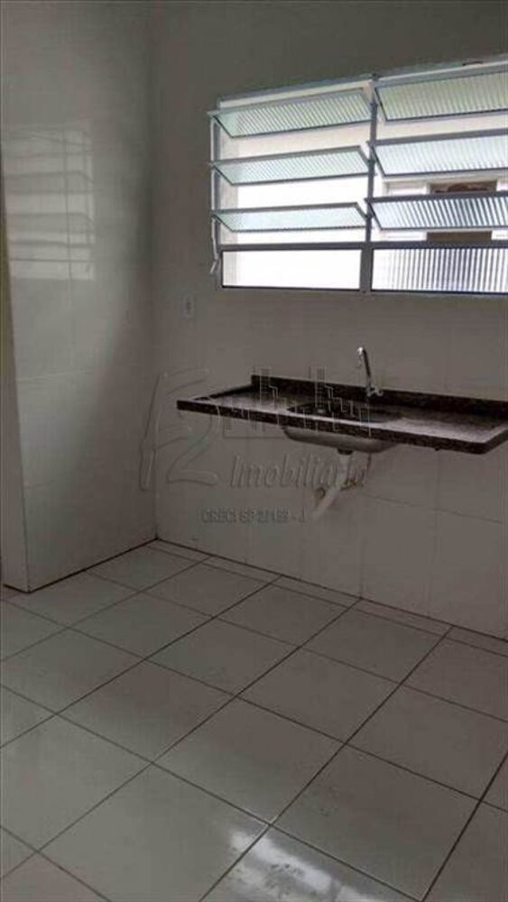 Casa de Condomínio à venda com 1 quarto, 45m² - Foto 1