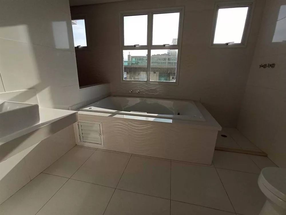 Apartamento à venda com 4 quartos, 250m² - Foto 4