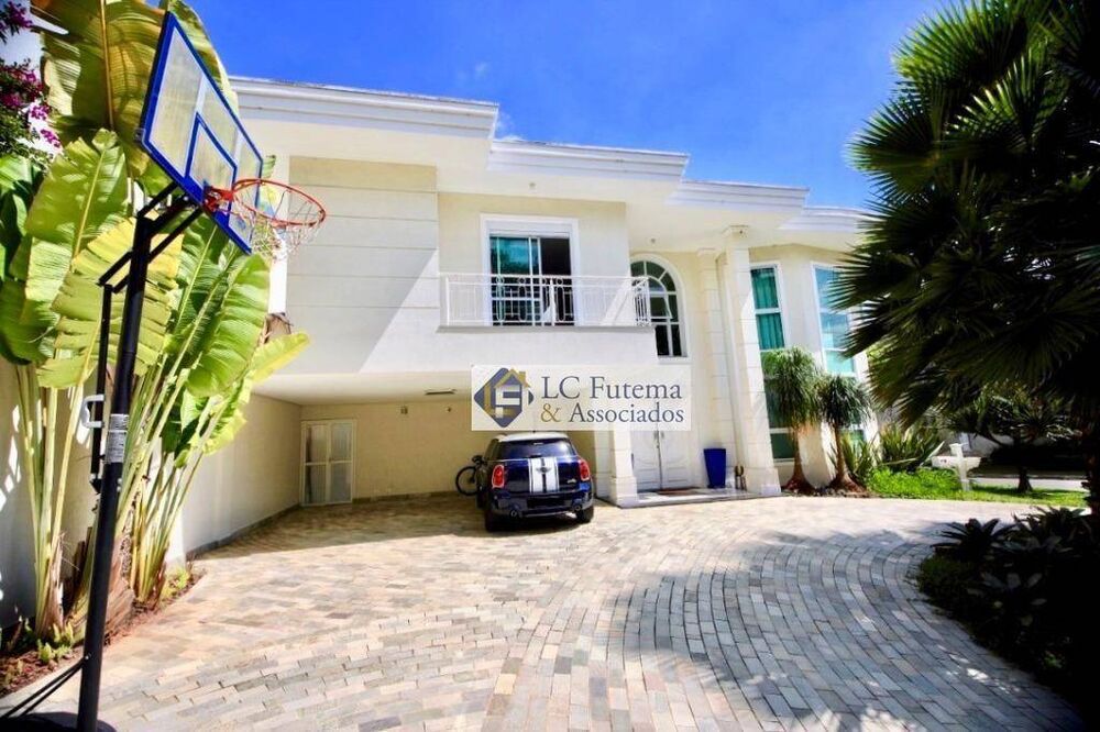 Casa de Condomínio à venda com 4 quartos, 530m² - Foto 2