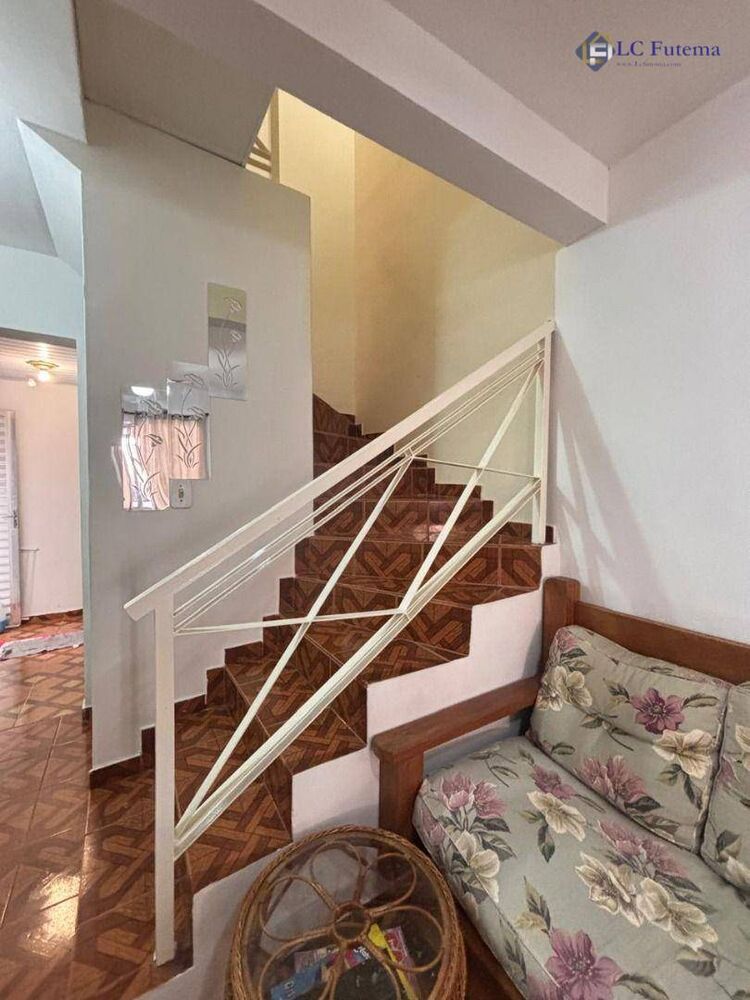 Casa de Condomínio à venda com 3 quartos, 89m² - Foto 2