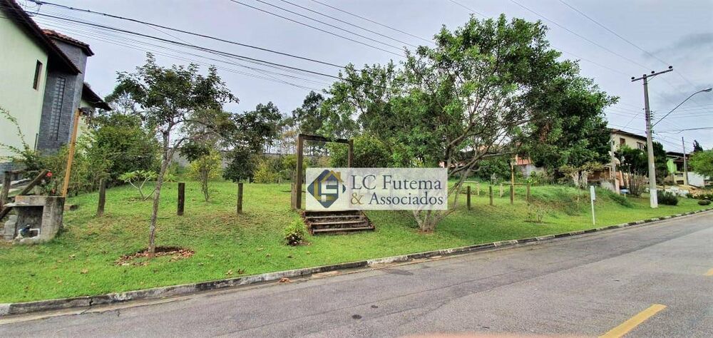 Casa de Condomínio à venda com 3 quartos, 244m² - Foto 32