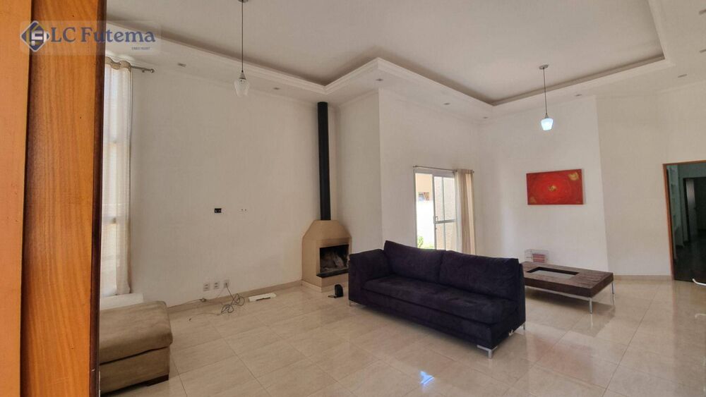 Casa de Condomínio à venda com 3 quartos, 196m² - Foto 1