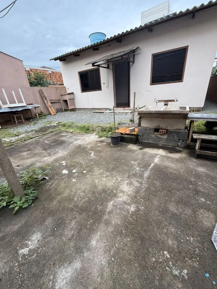 Casa, 3 quartos, 72 m² - Foto 1