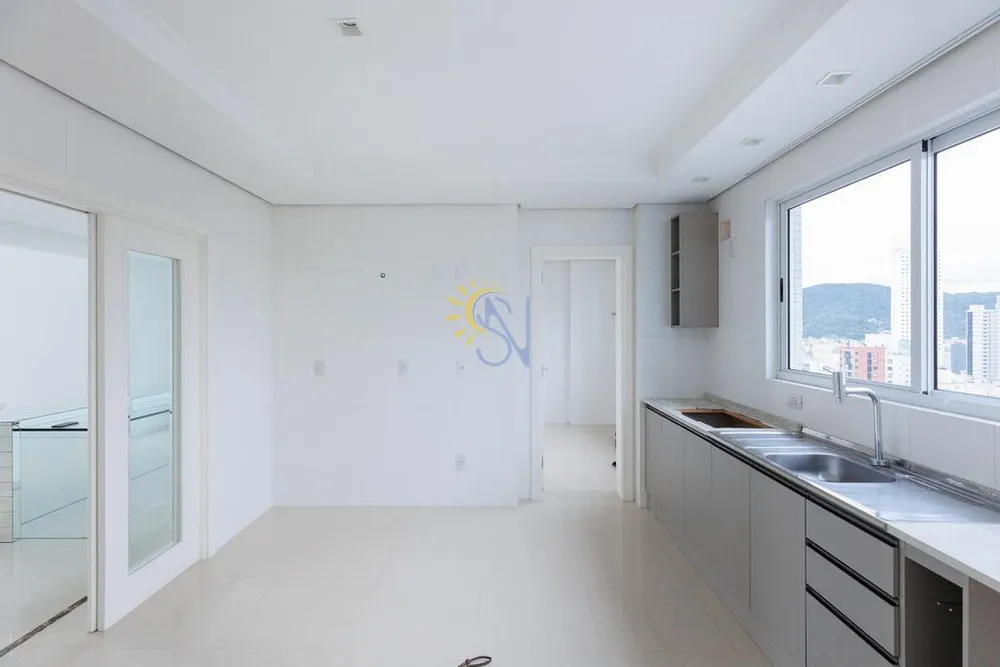 Apartamento, 4 quartos, 252 m² - Foto 6