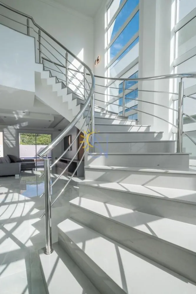 Sobrado, 5 quartos, 400 m² - Foto 1