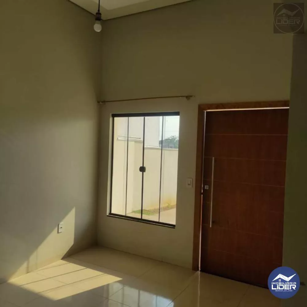 Casa de Condomínio à venda com 3 quartos, 250m² - Foto 3