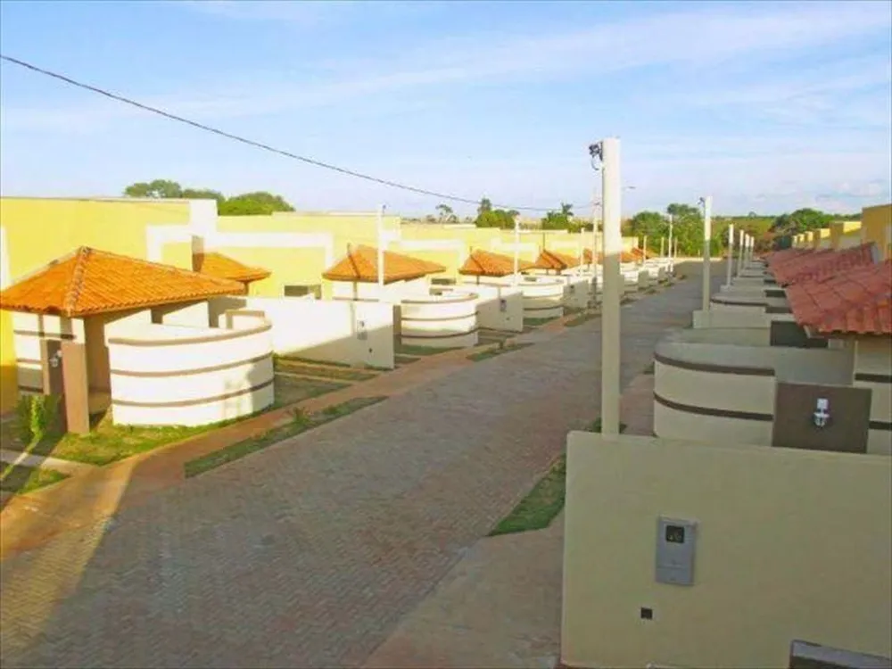 Casa, 3 quartos, 70 m² - Foto 1