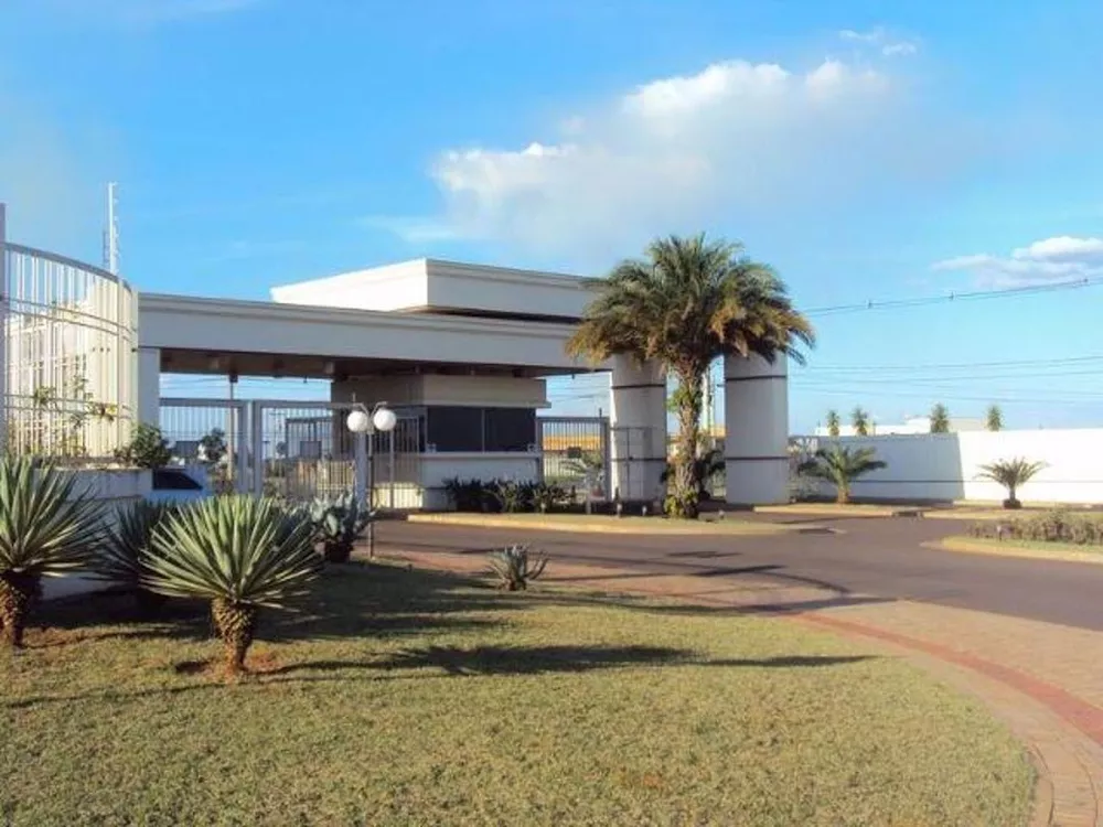 Loteamento e Condomínio, 360 m² - Foto 1