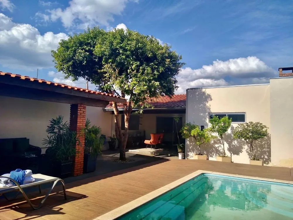 Casa, 3 quartos, 200 m² - Foto 1