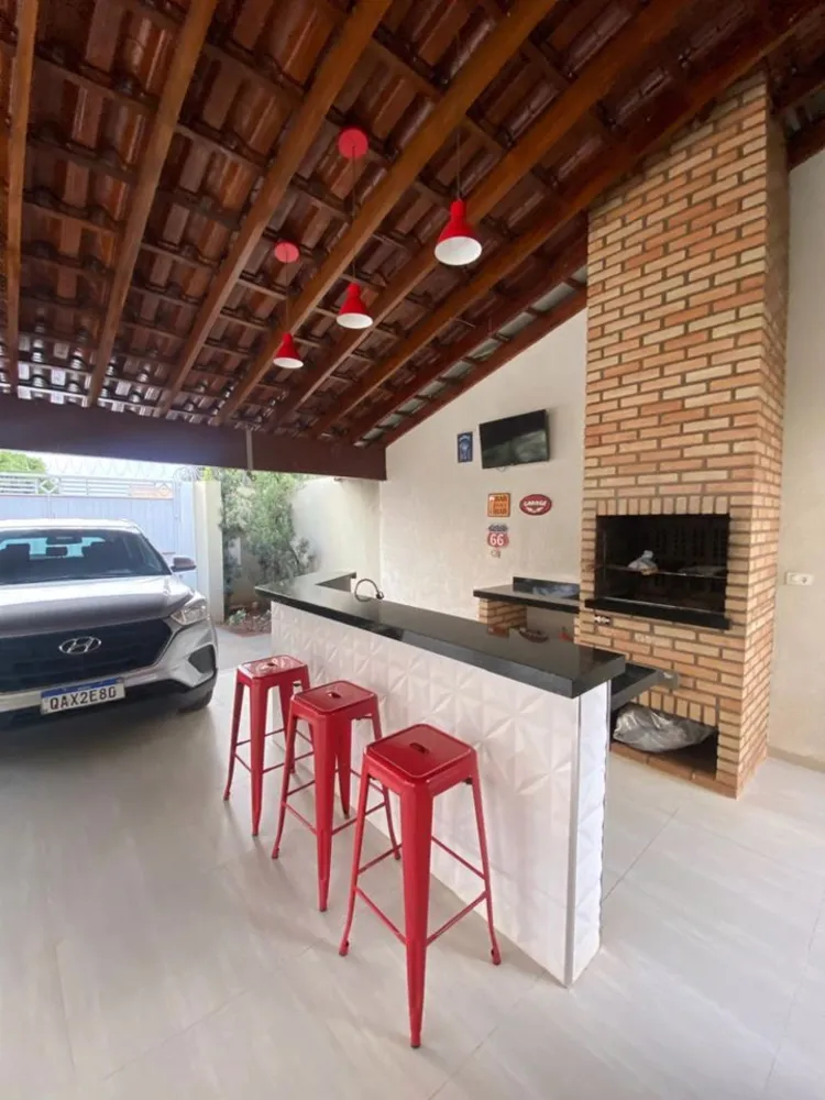 Casa, 3 quartos, 164 m² - Foto 2