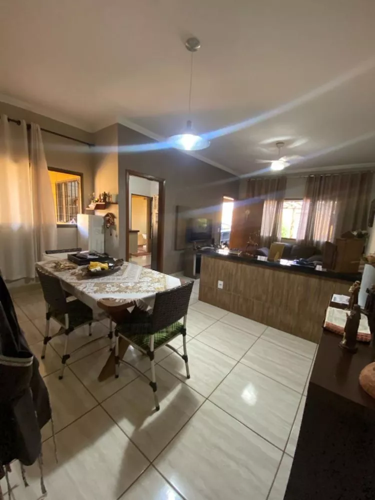 Casa, 3 quartos, 155 m² - Foto 2