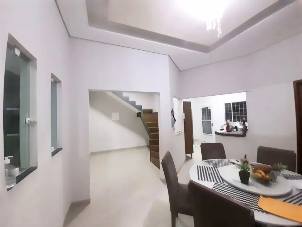 Casa, 3 quartos, 244 m² - Foto 10