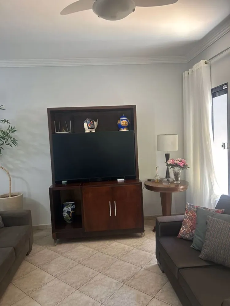 Casa, 3 quartos, 224 m² - Foto 4