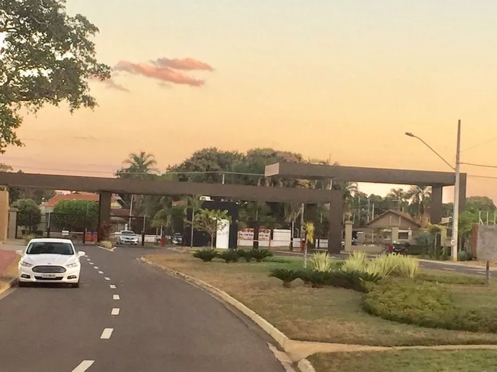 Loteamento e Condomínio, 382 m² - Foto 1