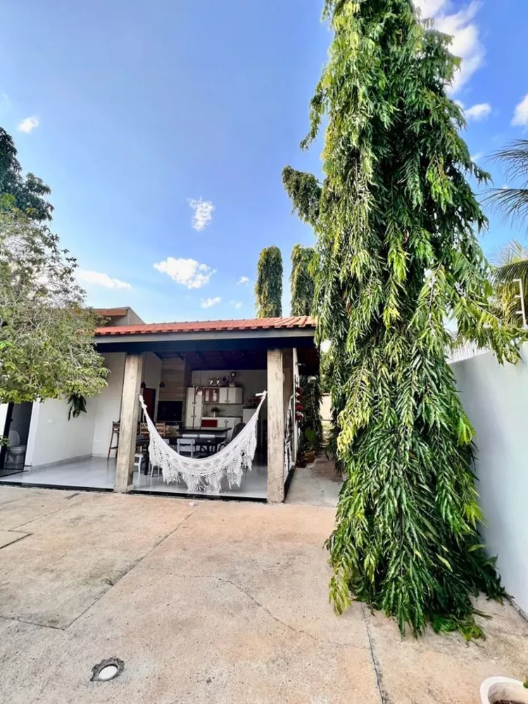 Casa, 4 quartos, 200 m² - Foto 1