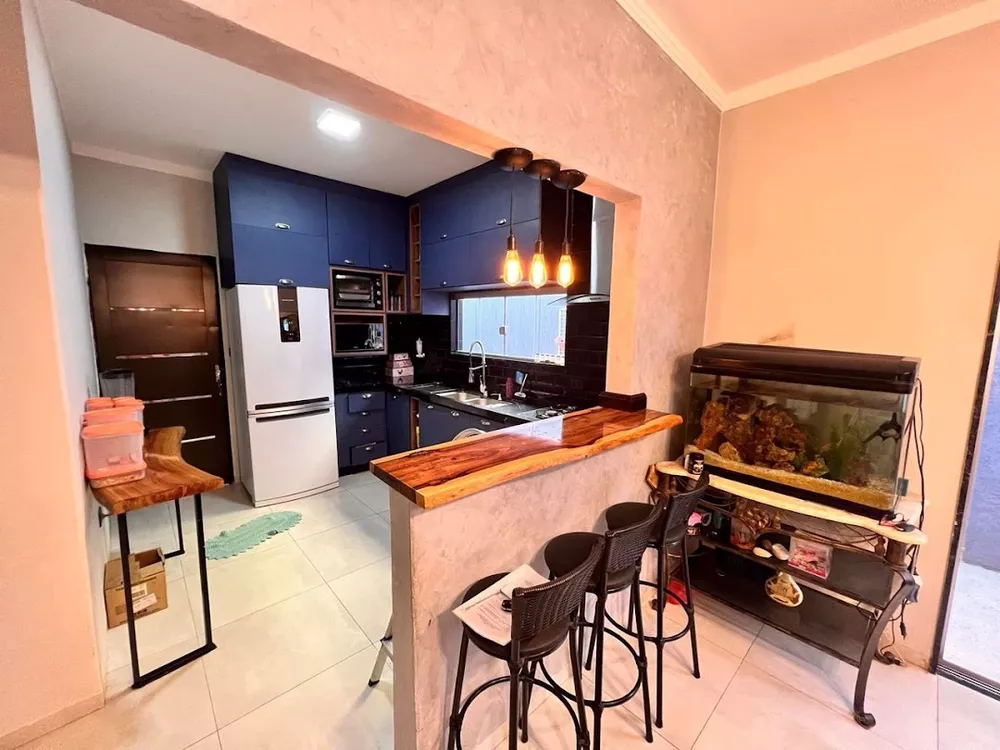 Casa, 4 quartos, 200 m² - Foto 2