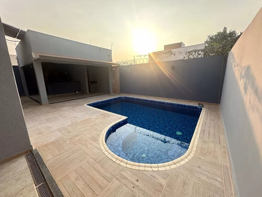 Casa, 3 quartos, 183 m² - Foto 1