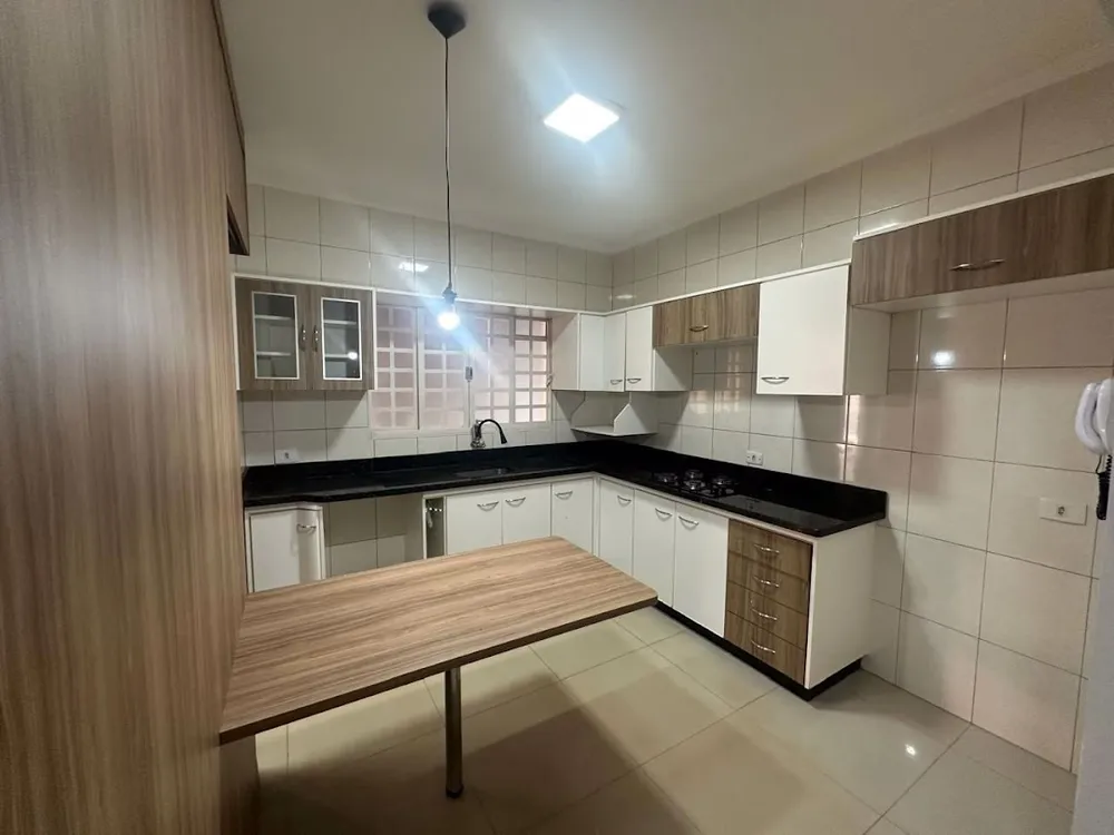 Casa, 3 quartos, 183 m² - Foto 3