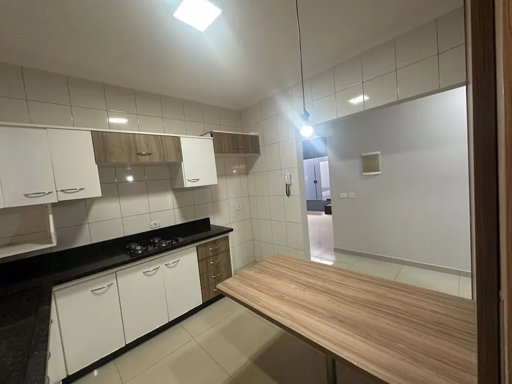 Casa, 3 quartos, 183 m² - Foto 2